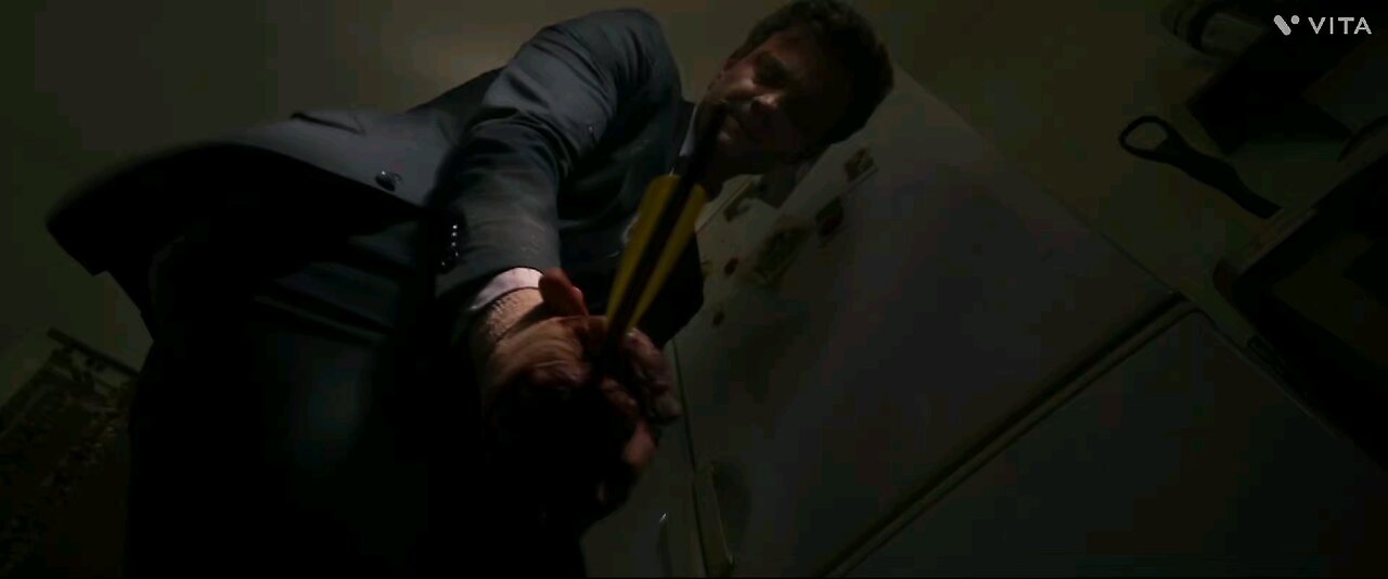 Nathan Caine everybody hurts