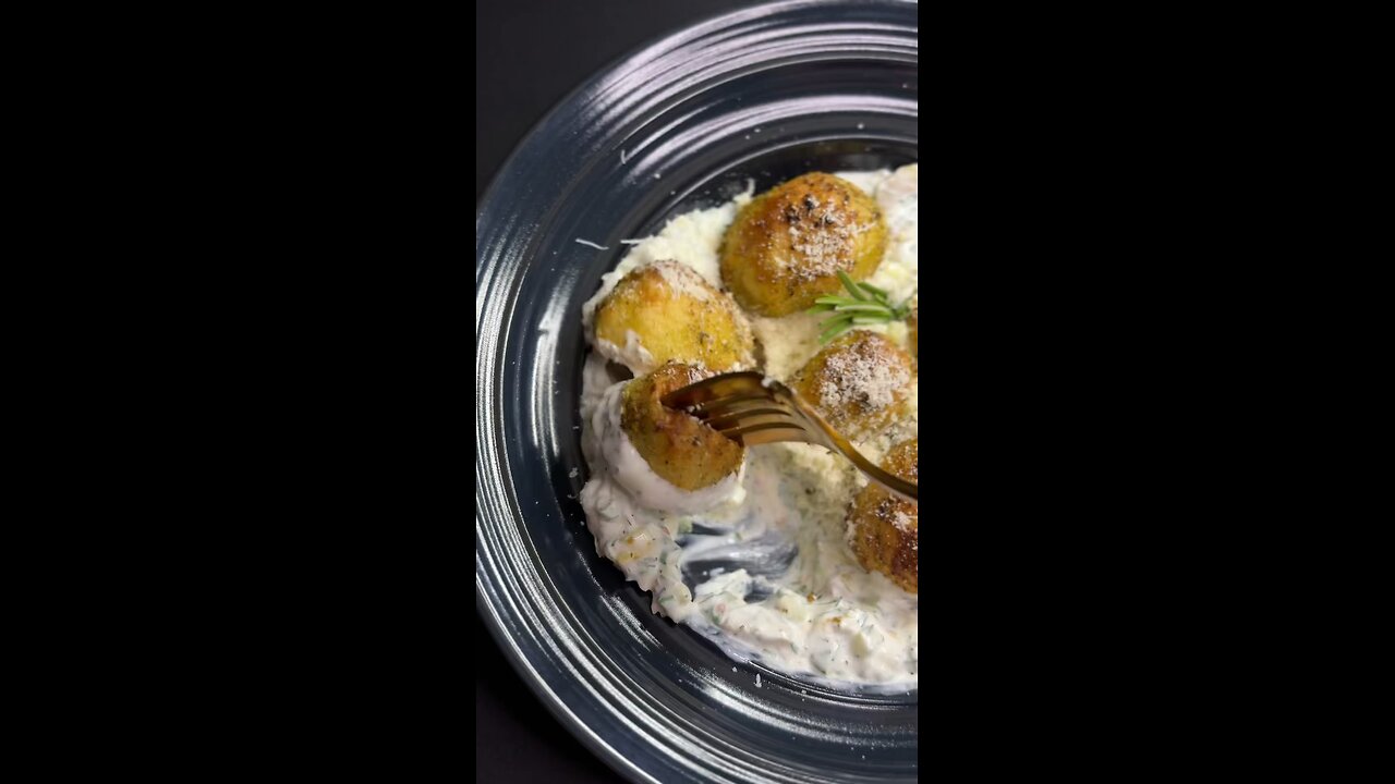 Potatoes in Sour Cream Sauce 😍