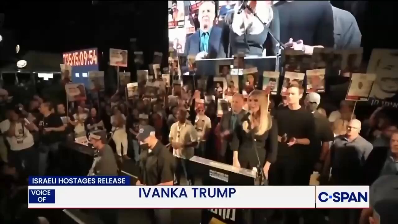 🔥JUST IN: This crowd in Tel Aviv is ELECTRIC for President Trump