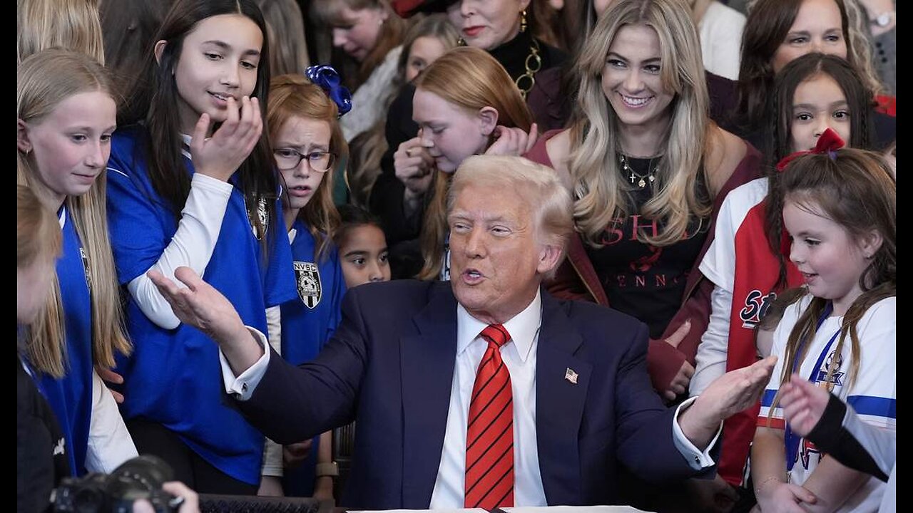 Trump Drops Massive Clue About Midterm Messaging During Oval Office Meeting With Salvadoran