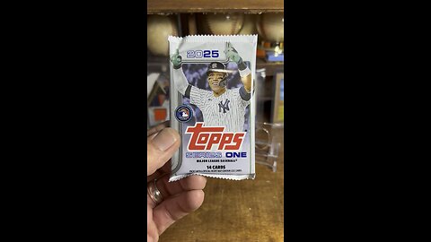 2025 #Topps Series 1 #packopening #baseballcards #fairfield
