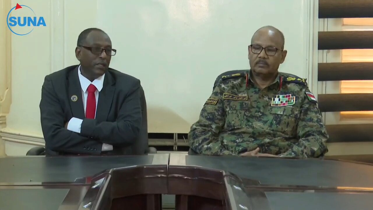 Jaber reviews the University of Khartoum's rehabilitation plan