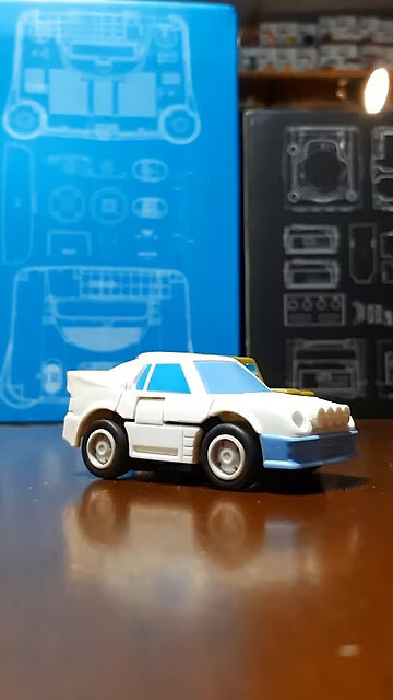 Transformers G1 - Throttlebot Searchlight