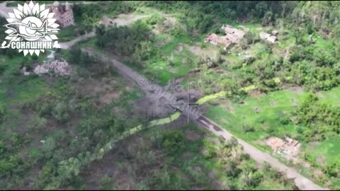 ✈️💣 MiG-29 with GBU bombs destred bridge slab near Yunakivka in the Sumy region.