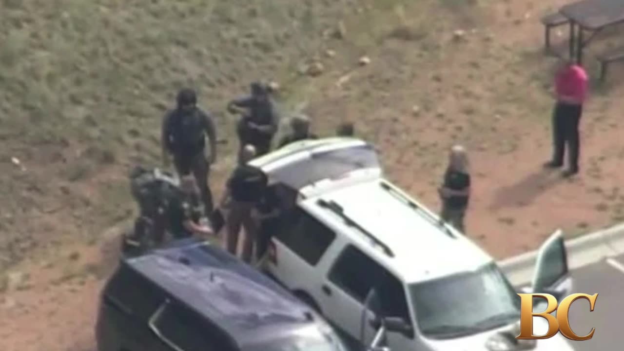 Colorado police suspect park ranger stabbing was targeted: Police