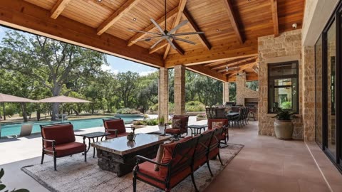 Dream Dwellings of the Elite: Touring Top Luxury Houses for Sale