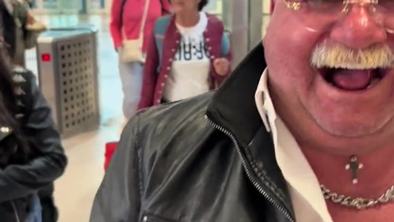 FRANCO O SORRISO LATINO SIMPÁTICO - 08