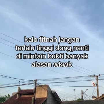 DUNIA PERFITNAAN
