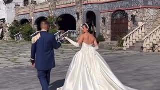 Ball Gown Wedding Dress 👗👗
