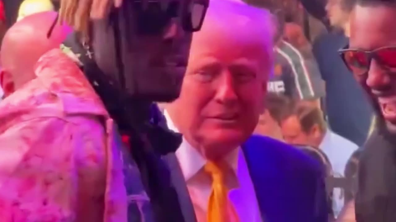 THEY ALL LOVE THE REAL CHIEF!!!😎🇺🇸🔥🔥🔥