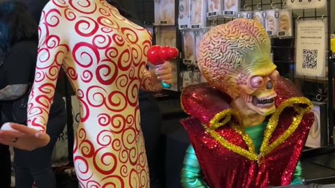 Mars Attacks Makeup Demo at Monsterpalooza