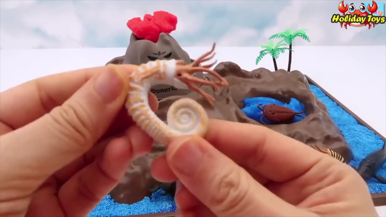 Dheinoceirus Learn to Fly After Emerging from the Egg