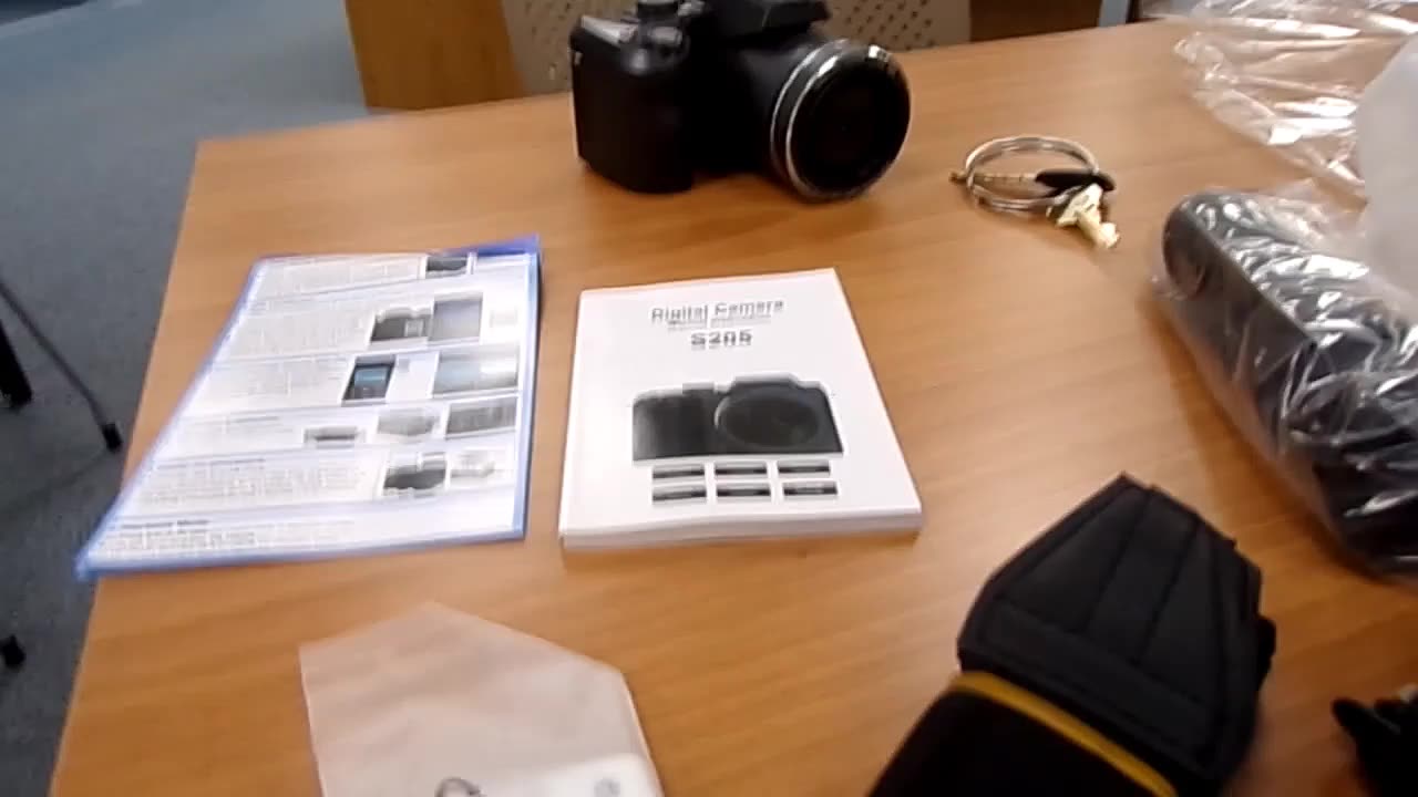 Unboxing a S205 Camera