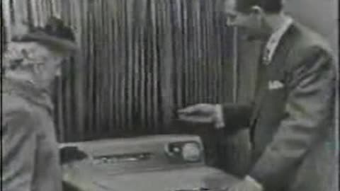 Commercial - Frigidare Automatic Washer (X- Mas in Department Store) 1950