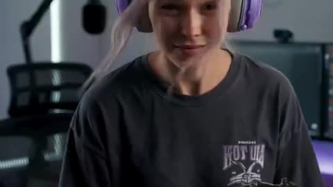 He can see the dollar signs flashing before his eyes LMAO!!! 💀💀💀