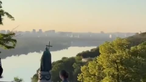 🏙️🔥 Ukraine Russia War | Kyiv Resident Describes Night Attack Aftermath | RCF