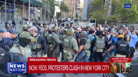 Reporter Says New York City Looks Like 'War Zone' As Alleged Agitators Clash With Feds