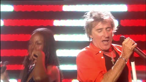 Some Guys Have All The Luck (The Persuaders) / Addicted To Love (Robert Palmer) - Rod Stewart (live)