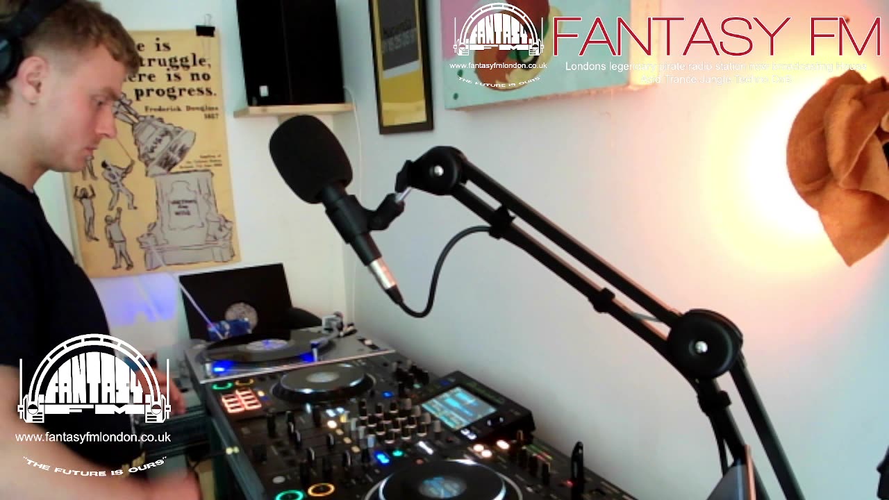 DJ Webbstar: Saturday Sunshine