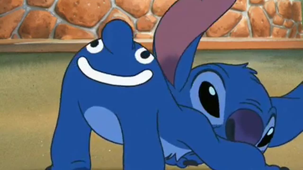 Lilo and Stitch: Stitch shakes his rear end!