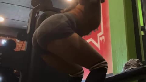 Sexy Gym Girl | Clean Stuff