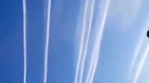 Assez!🛑✈️🌫️☹️