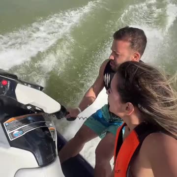 Bro has the Ankle Monitor on and is still winning (via:@lisonojet)