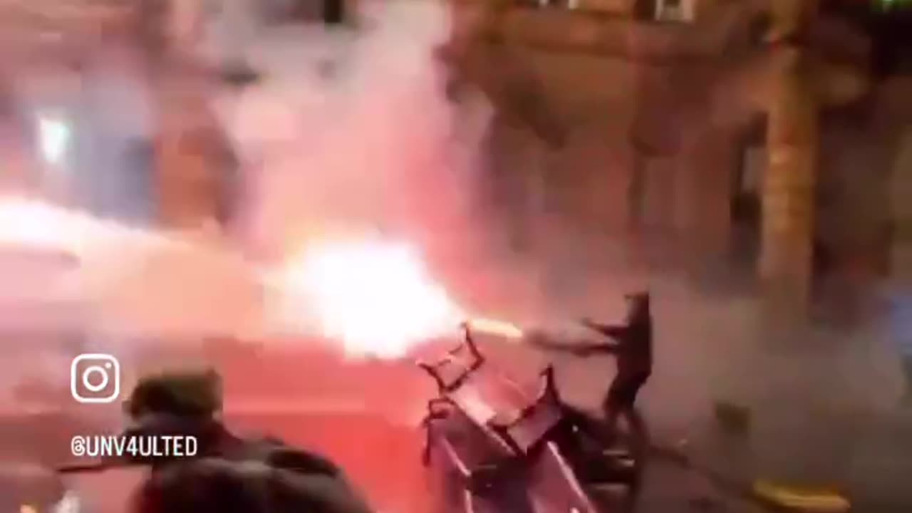 Fire Meets ICE in LA: Protests Set to Techno Rave Beats - Angrybaby - Put It Down