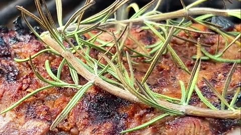 This Simple Trick Reduces Toxins From Grilling