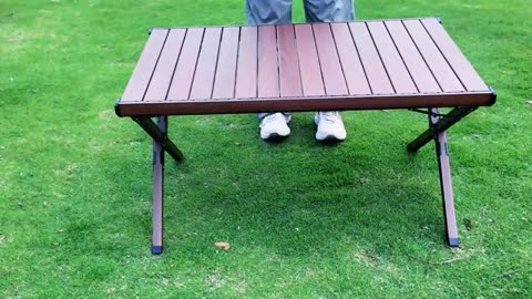 wood grain foldable camping table