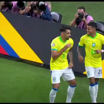 JOGADINHA DO PAQUETÁ 🤪🕺 #brasil #paqueta #vamobrasil #selecaobrasileira #fyy