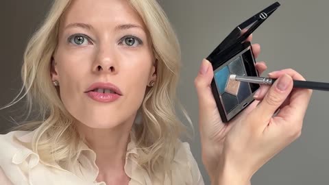 Soft Glam Tutorial - Spring Blue & Pink Smokey Eye P20