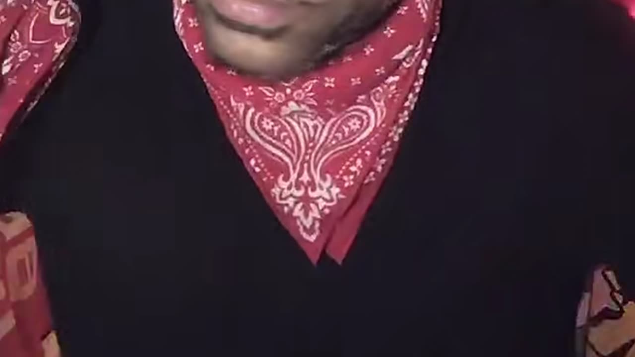 Burger on Fiyah!!! He says “Scammy K fans are cougars that are lonely”