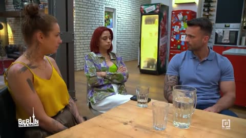 Überraschender Besuch： 🍆👌🏼- Time wird gecrasht! ｜ Berlin - Tag & Nacht #3266