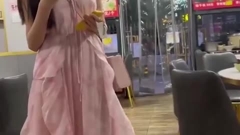 Chinese Woman in Sanya Directing Racist Slurs at a group of Black tourists