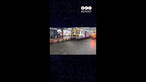 #India #Mumbai #Flooding #Railway #ExtremeWeather #ClimateChange #weather #climate #anomaly