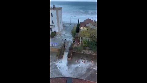 Tsunami Video in United States of America