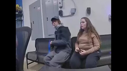 Guy was busted shoplifting and pulls a gun inside a walllmart