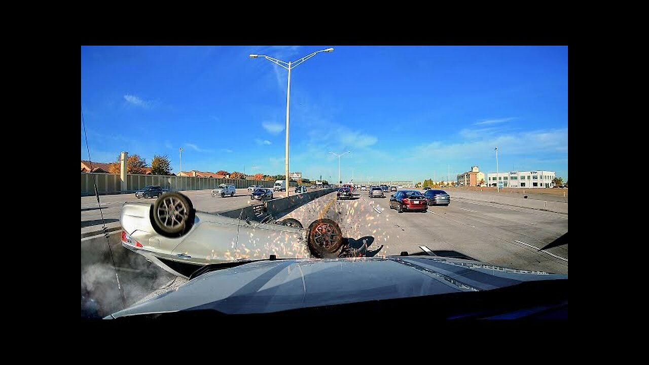 UNAWARE DRIVER CASUE BRUTAL HIGHWAY CRASH | DASHCAM STORIES