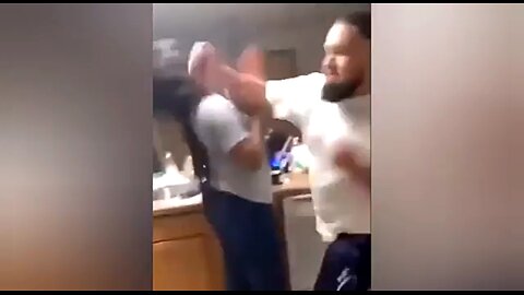 ANOTHER EPISODE - DADDY KNOCKS MAMA OUT 🍿