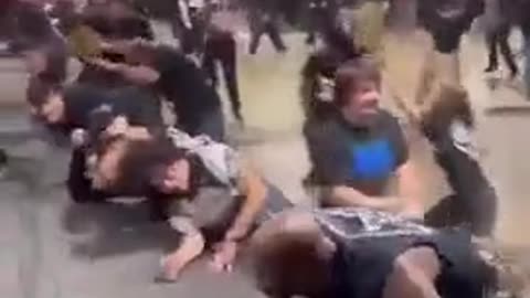 Well This Looks Like A Fun Concert (1)