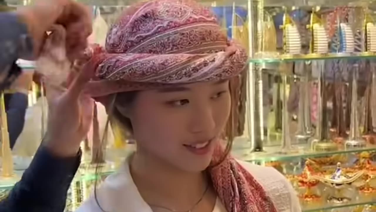 How do we look?? 🧣 #shorts #dubai #travel