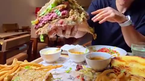 Trending: $540 Beast Burger Challenge! 6KG Burger Eaten in 30mins! #foodchalleng