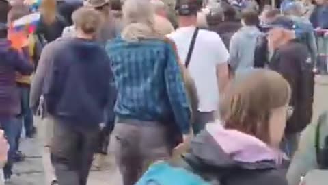 🇨🇿 Osvobození Československa 80 .. Pochod z Klárova na Letnou Praha