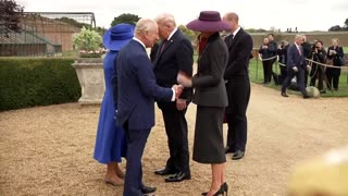 Trump welcomed by King Charles in unprecedented second UK state visit