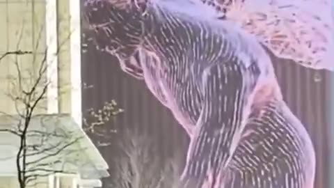 Blue beam angel holography seen in Paris.