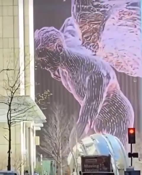 Blue beam angel holography seen in Paris.