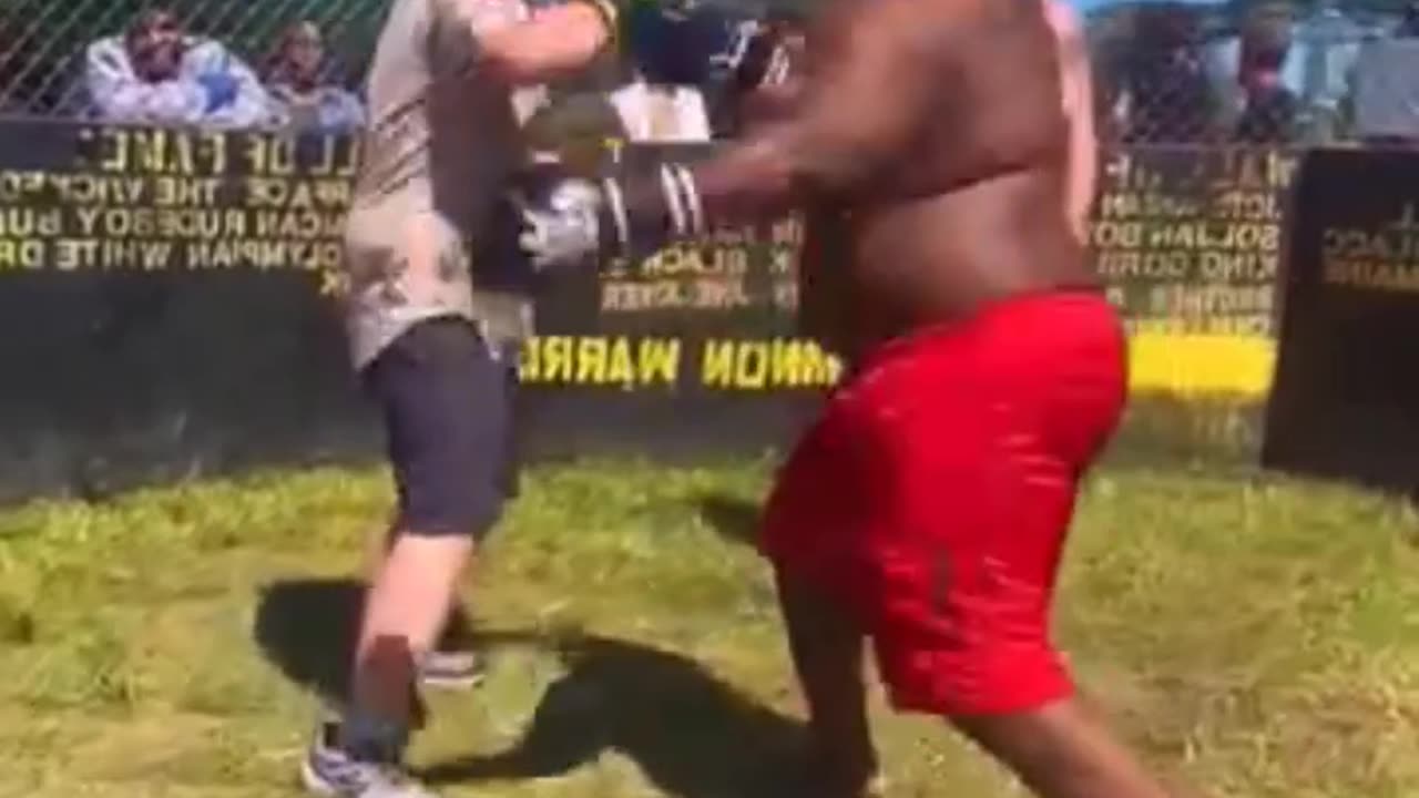 bro is the escalade Of 🥊🔥 #boxing #knockout#fight #fighter #fighting