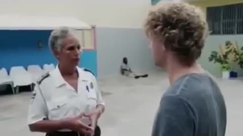 Ewout Curaçao koraalspecht gevangenis