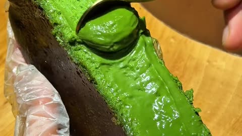 Make matcha cake